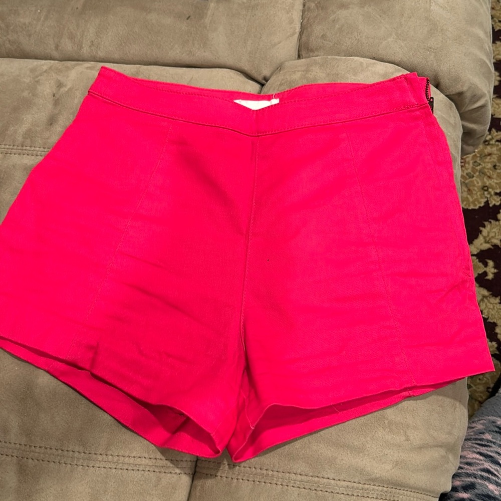 Like new worn once H & M shorts